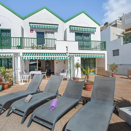 Casa Carmelo בית נופש